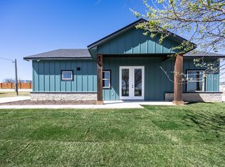 101 Sparrow Dr, Azle, TX 76020