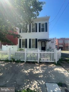 514 Chestnut St, Pottstown, PA, 19464