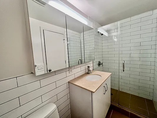 Rented by Keller Williams NYC | media 5