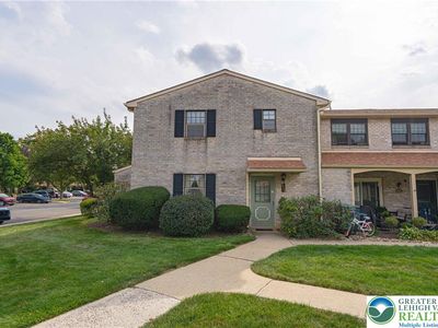 2800 Springhaven Pl, Macungie, PA, 18062