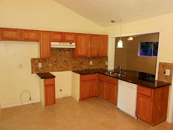 4th image of 7815 Bunker Wood Ln