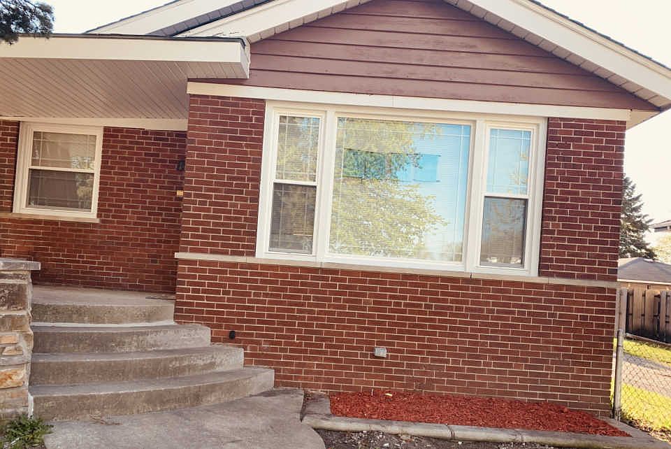 1st image of 14210 Kimbark Ave