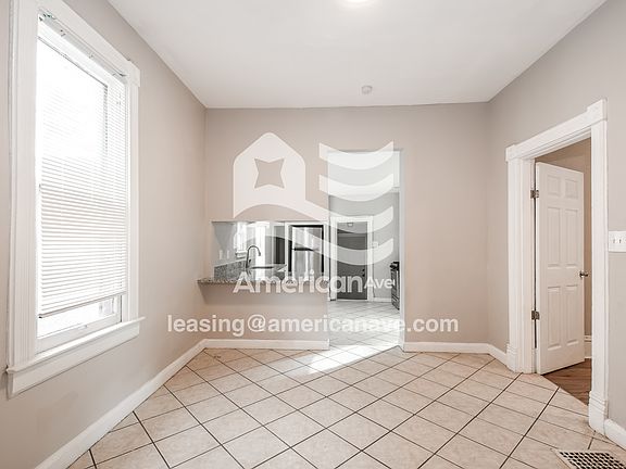 5-Dining Room