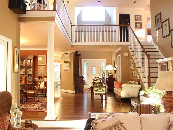 4th image of 15543 Eagleview Dr