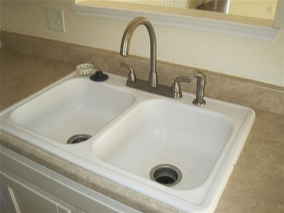 5th image of 4508 Woodcreek Dr