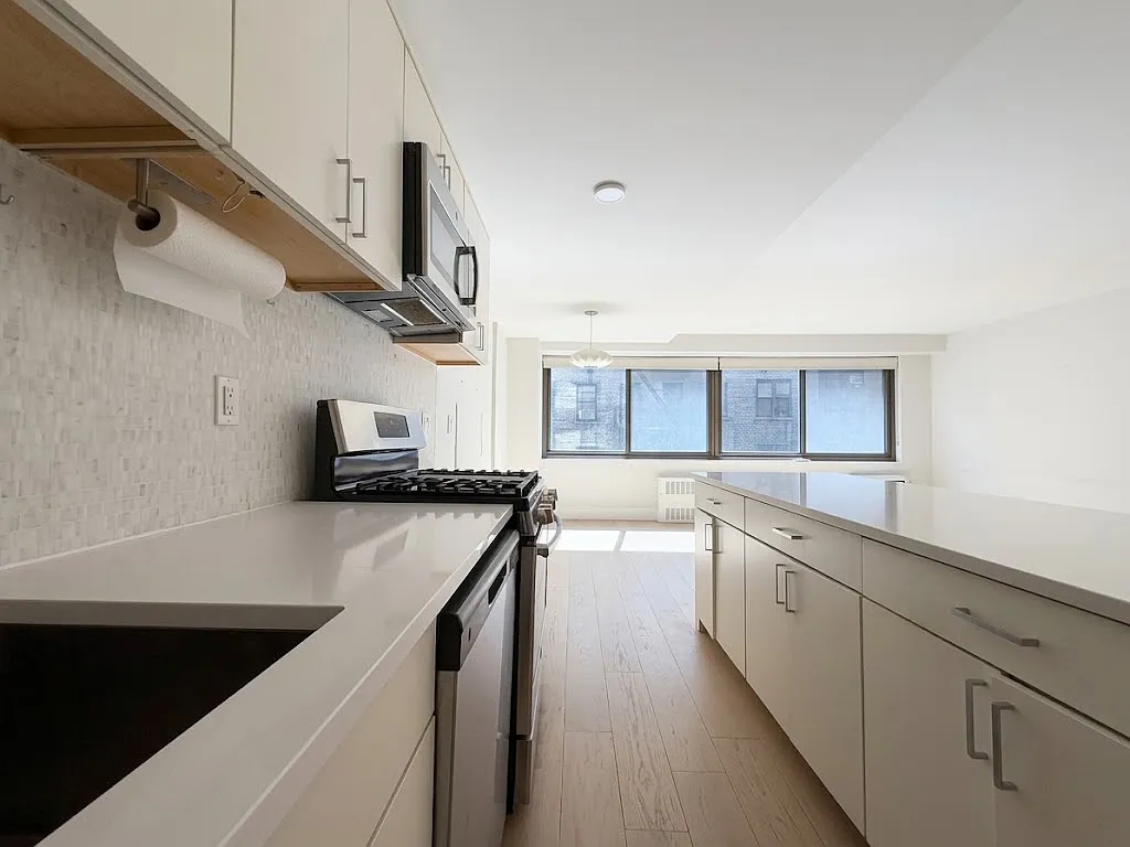 120 West 97th Street — Photo 4