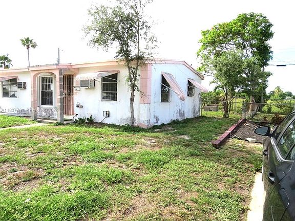 2nd image of 525 NW 16th St