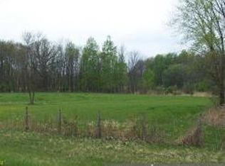 32 Quinlan Ave, Center City, MN 55012