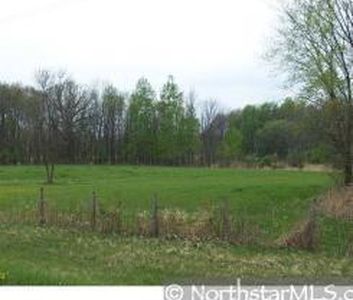 32 Quinlan Ave, Center City, MN, 55012