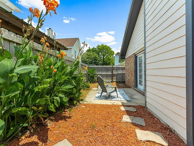 237 Indian Oaks Dr — Photo 21