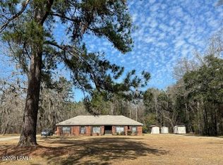 1565 Smiths Xing, Ridgeland, SC 29936