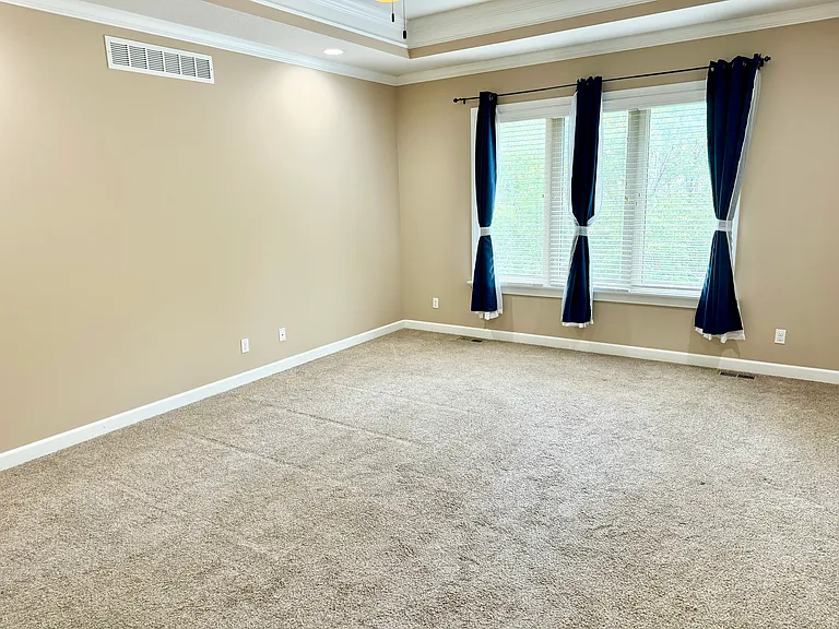 916 Diamondhead Dr — Photo 8