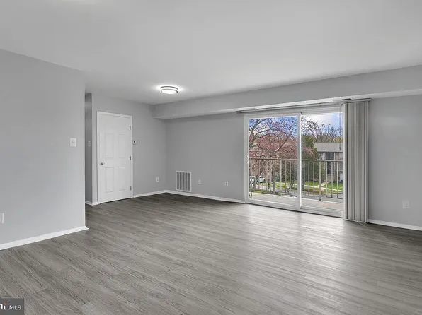 7994 Audubon Ave APT 202, Alexandria, VA 22306
