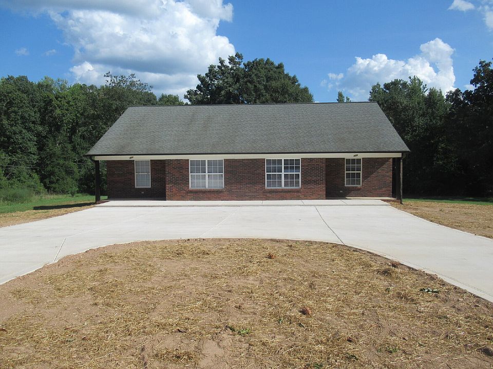 1st image of 820 Horseshoe Lake Rd