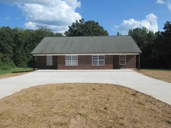 822 Horseshoe Lake Rd, Lincolnton, NC 28092