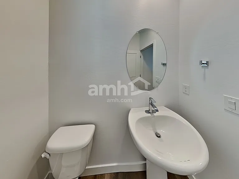 4536 S 98th Ln — Photo 9