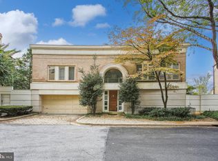 4516 Foxhall Cres NW, Washington, DC 20007