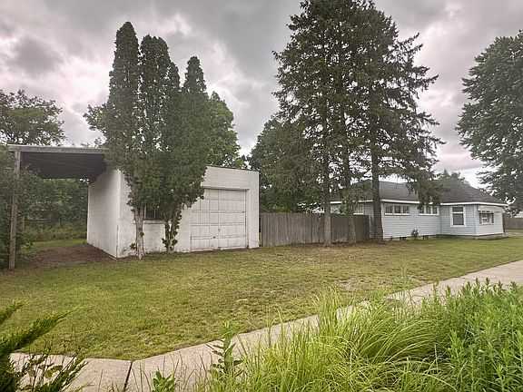 2nd image of 311 Lawndale St