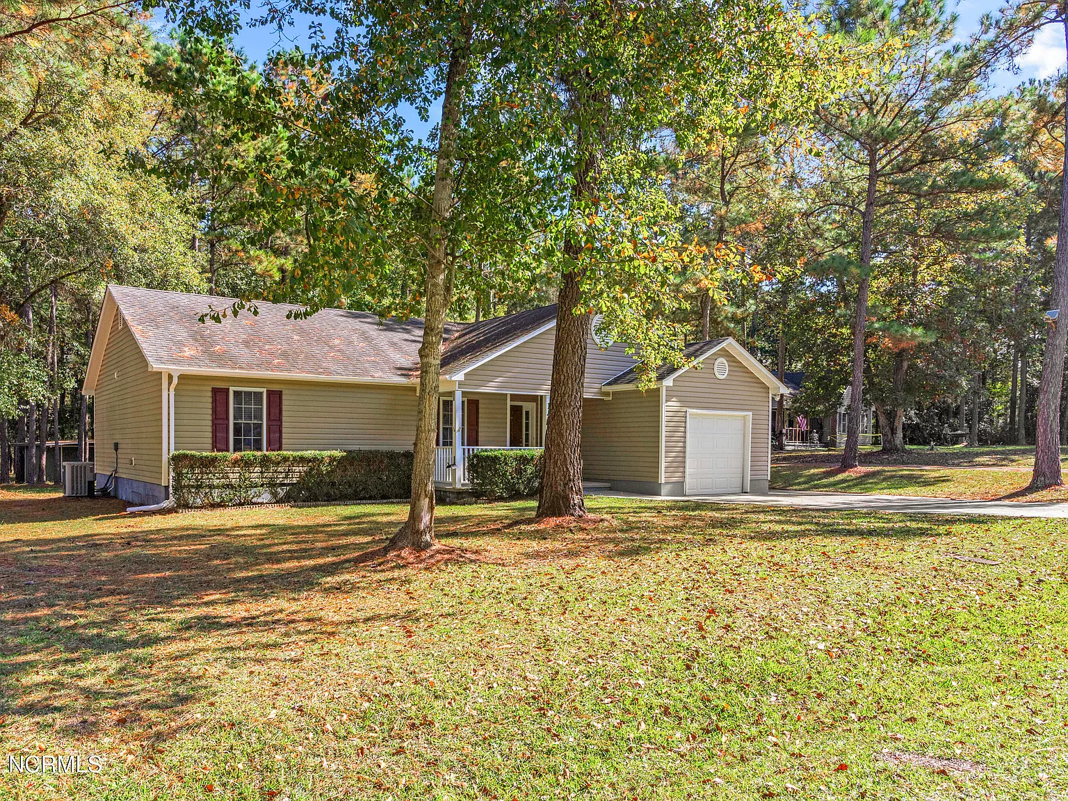 3 bed, 2.0 bath, $1,600 — Photo 3