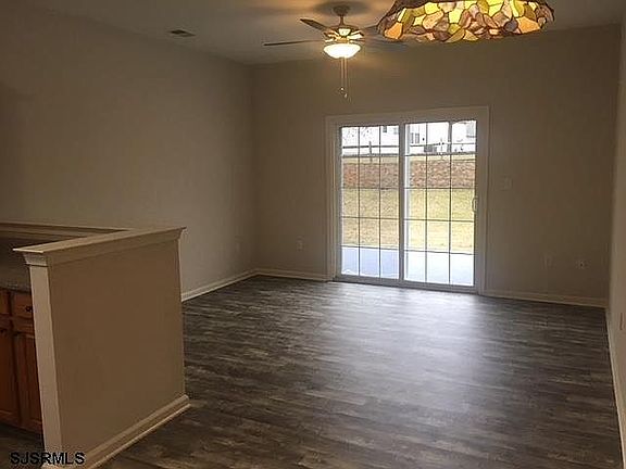 4th image of 522 Weston Dr