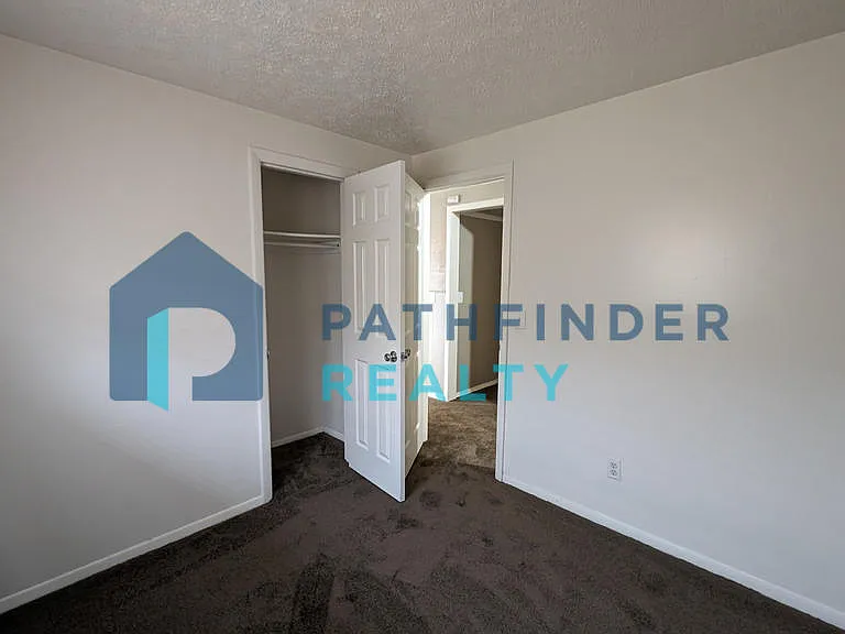 5350 Hoover Ave — Photo 5