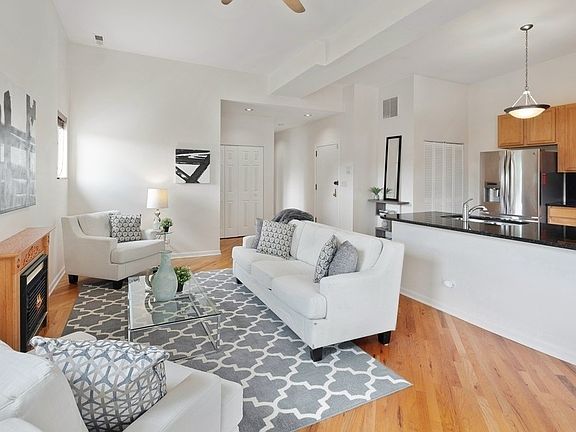 5th image of 4653 N Lawndale Ave APT 3N