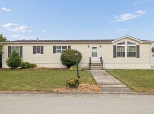 22924 S Pine Valley Dr, Frankfort, IL 60423
