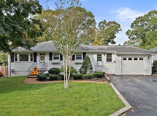 71 Southern Ave, Weymouth, MA 02188