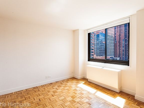 4th image of 182 E 95th St APT 15C