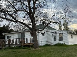 402 I St #I, Stapleton, NE 69163