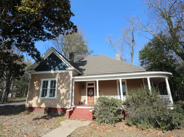 1201 10th Ave N, Columbus, MS 39701