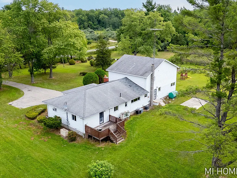 74721 30th Ave — Photo 48