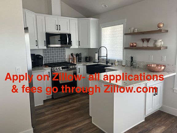 Modern Kitchen with all the amenities