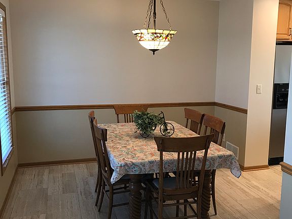 5th image of 5718 Landcaster Cir