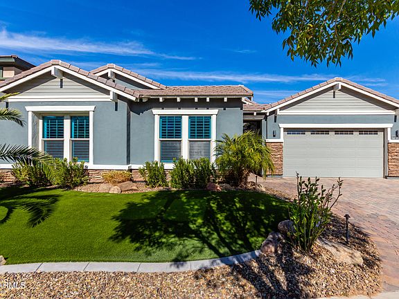 5th image of 2910 E SUNRISE Place