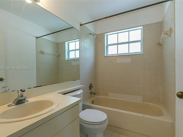 2592 W Saratoga Dr — Photo 31