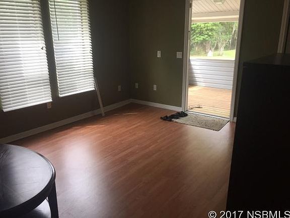 4th image of 401 Slatton St