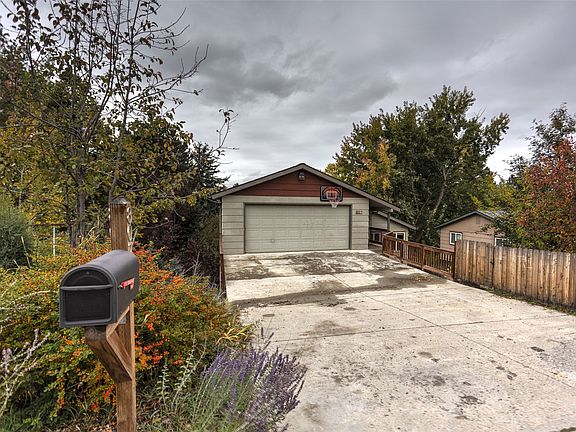 2nd image of 807 Whitaker Dr
