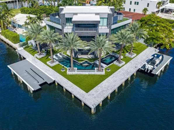 3024 NE 26TH Street, Fort Lauderdale, FL 33305