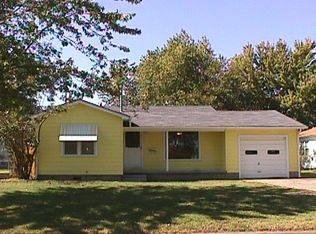 2021 B St NE, Miami, OK 74354