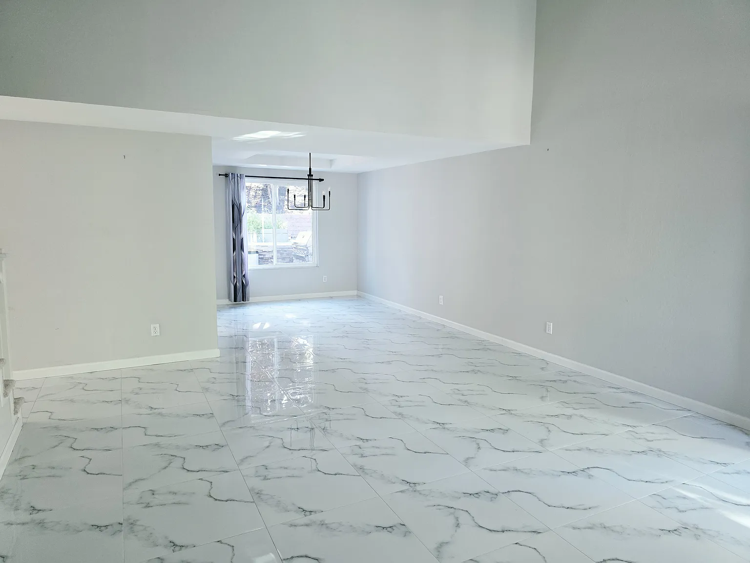 3 bed, 2.5 bath, 1967 sqft, $4,795 — Photo 4