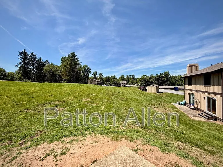 2 Dawnwood Cir — Photo 17