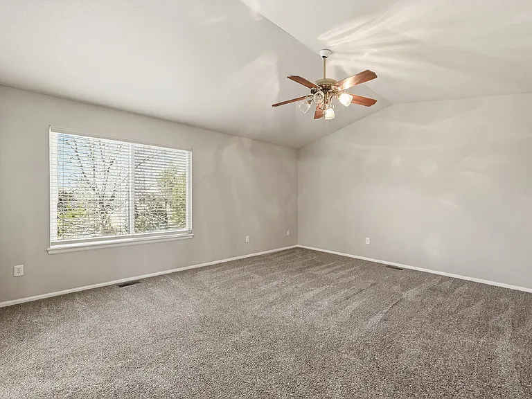 7338 Allens Park Dr — Photo 20
