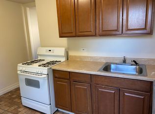 403 Market St #B, Gloucester City, NJ 08030