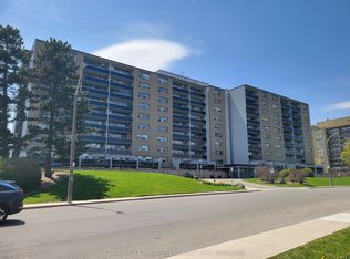 15 Albright Rd #910, Hamilton, ON L8K 5J2