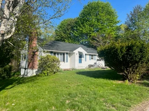 18 Grove St, Paxton, MA 01612