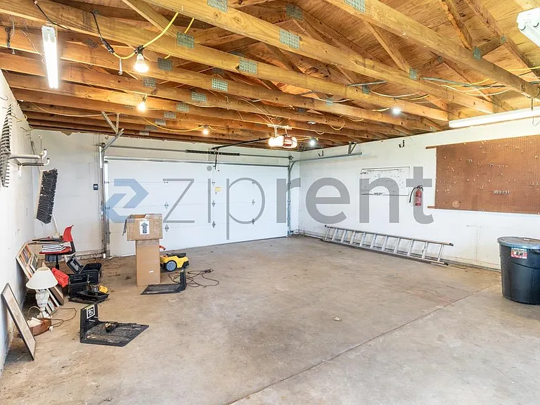 6501 Mesa Dr — Photo 22
