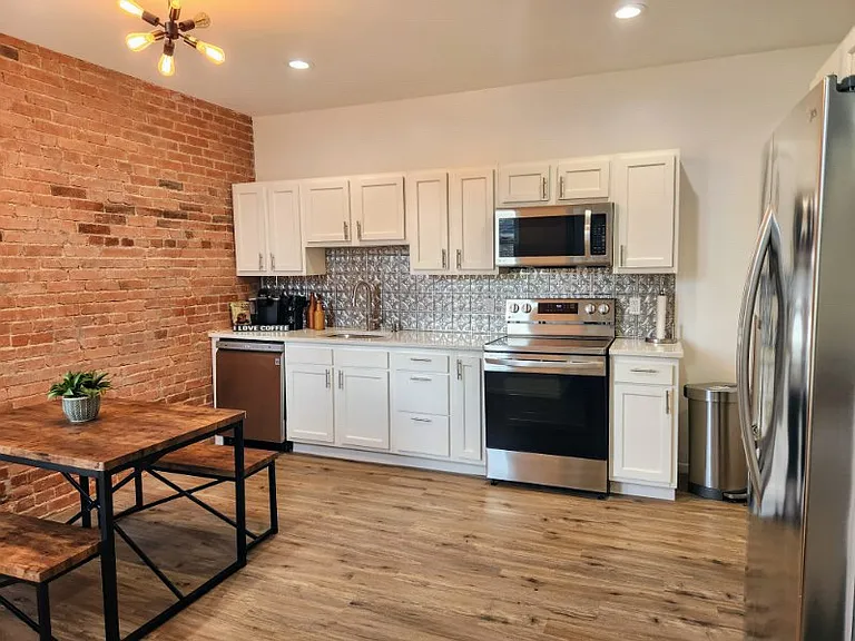1429 Sheffield St #3 — Photo 9