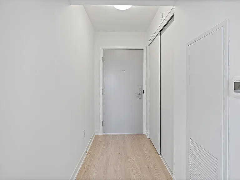 480 Wilson Ave — Photo 3