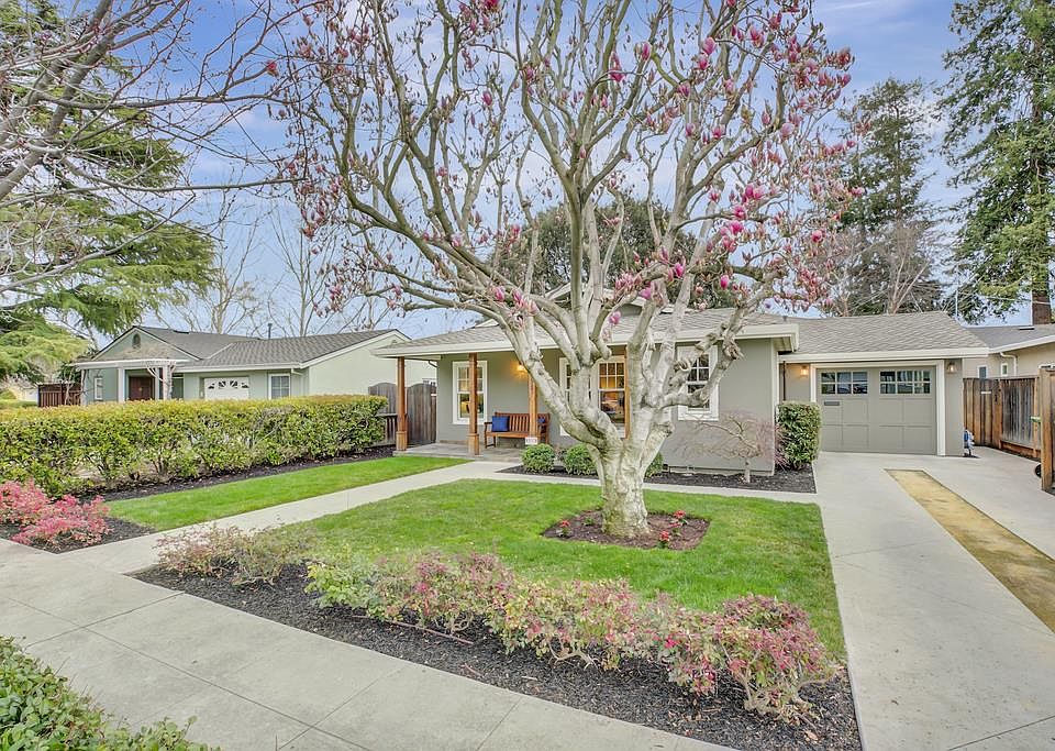 1st image of 1458 Maxine Ave